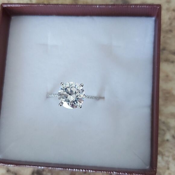 Host Pick 🥳3 Carat Cubic Zircon Sterling Silver Engagement Ring - Picture 9 of 14
